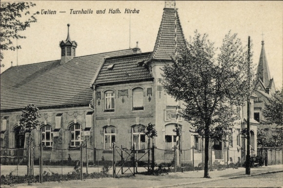 Ak Velten in der Mark, Turnhalle, Katholische Kirche
