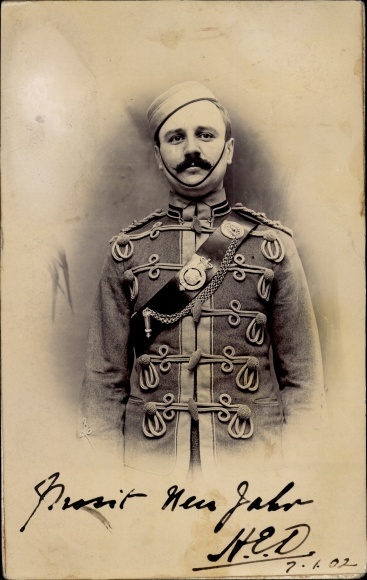 Photo Postcard London City, man in uniform, hotel porter ?, portrait
