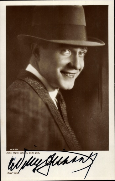 Postcard actor Willy Fritsch, portrait with hat, Ross Verlag 3446/1, autograph
