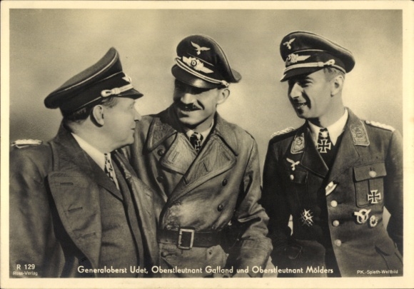 Postcard Knight's Cross Recipients Generaloberst Ernst Udet, Colonel Adolf Galland, Colonel Werner Mölders