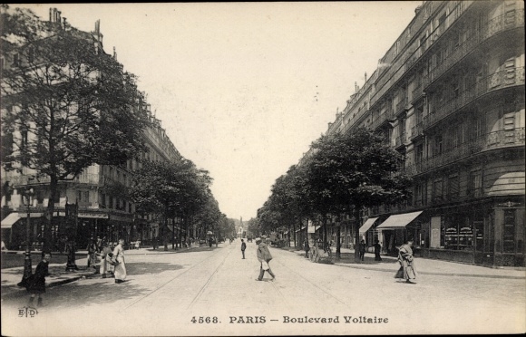 Postcard Paris XI, Boulevard Voltaire