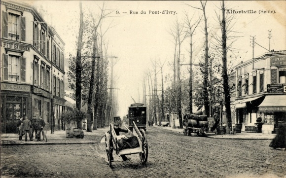 PC Alfortville Val de Marne, Rue du Pont d'Ivry, Tramway