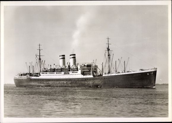PC express steamer Hamburg, HAPAG