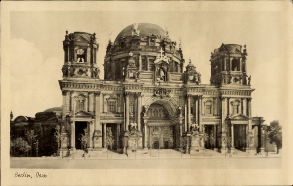 Ak Berlin Mitte, beschädigter Dom, Kriegszerstörung 2. WK