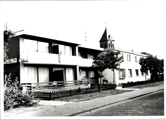 Photo North Sea resort Wangerooge in East Frisia, Hotel Zur Börse, Bahnhofstraße 11