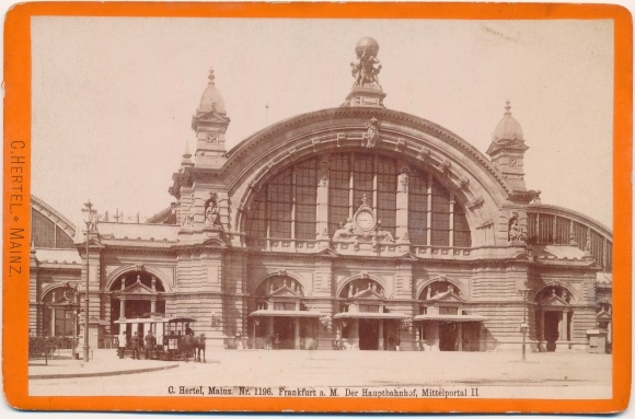 Foto Frankfurt am Main, Hauptbahnhof, Mittelportal II