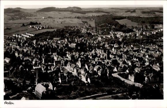 Postcard Aalen in the Ostalbkreis Württemberg, aerial view of many rows of roofs, landscape in the background