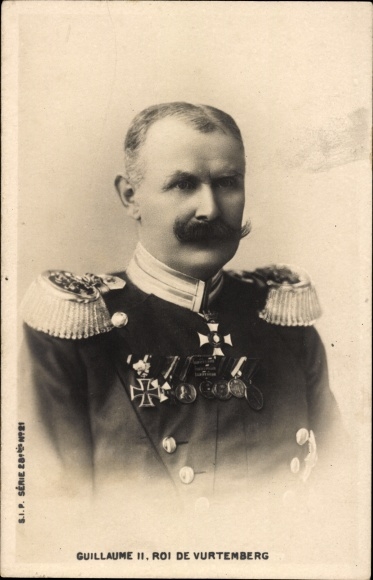 Postcard Wilhelm II, King of Württemberg, portrait, uniform, medal
