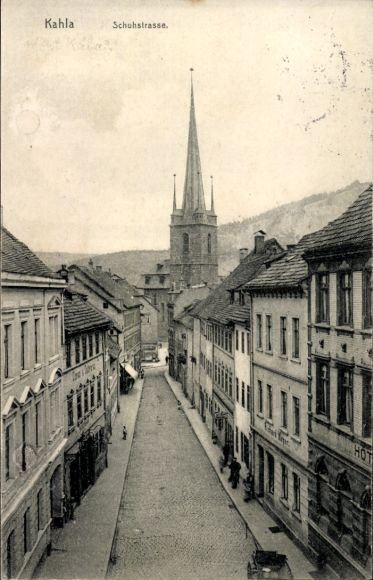 Ak Kahla in Thüringen, Schuhstraße, Kirche, Hotel