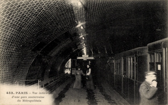 Postcard Paris, subway, interior view of a subway station Metropolitain, Direction de Villiers