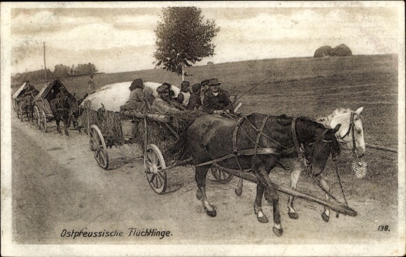 Ansichtkaart Oost-Pruisen, Oost-Pruisische vluchtelingen, paardenkarren, WO I, Oost-Pruisische hulp