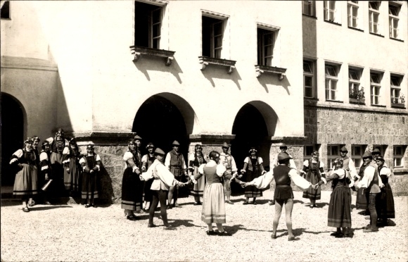 Photo Postcard Burghausen an der Salzach Upper Bavaria, Historical Dance Play 1931, Traditional Costumes