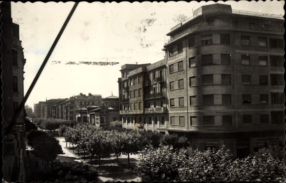 Postcard Pamplona Navarra, Avenida de Carlos III, El Noble