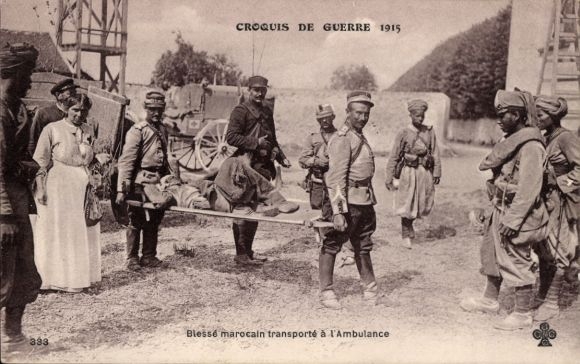 CPA Guerre 1915, Blessé marocain transporté à l'Ambulance