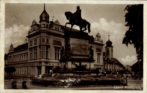 KP Lázně Poděbrady Bad Poděbrady Region Środkowe Czechy, pomnik konny, budynek, napis OREANSKA