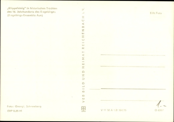 Postcard Erzgebirge, Klippelsteig, historical costumes from the 18th century, Ore Mountains Ensemble Aue