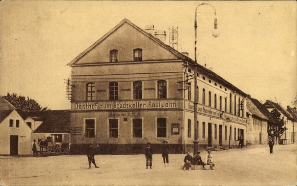 Ak Weißenberg in Sachsen, Gasthof zum Stadtkeller, Inh. Paul John, Kinder