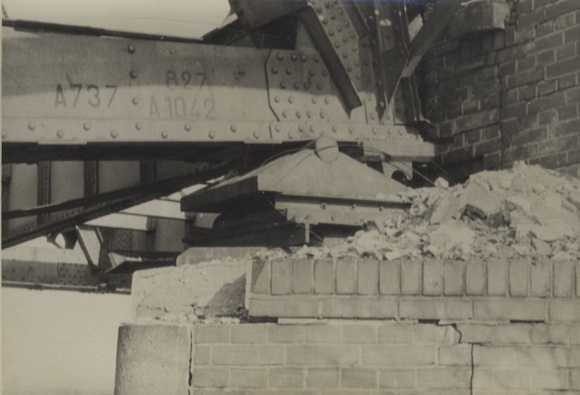 Original Foto Berlin Treptow-Köpenick, zerstörte Brücke Südostallee, 1945/46