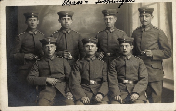 Photo Postcard Berlin Spandau, soldiers, group photo