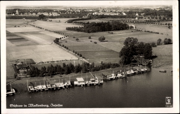 Postcard Güstrow in Mecklenburg, Inselsee, handle aerial photo 15036