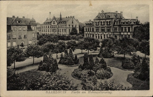 Postcard Saarlouis in Saarland, Hohenzollernring, partial view