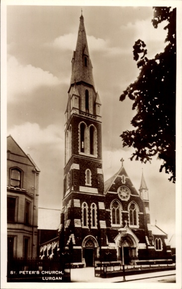 Postcard Lurgan Northern Ireland, St. Peter's Church