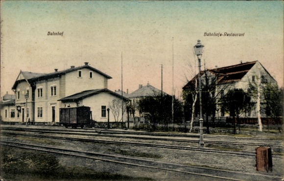 Postcard Radeburg in Saxony, train station, station restaurant