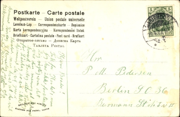 Artist Postcard Braun, W., Travellers, Couple in Train Compartment, Kiss, Sect Leaves for a Happy Mood