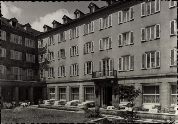 Ak Weimar in Thüringen, HO Hotel Elephant, Gartenterrasse