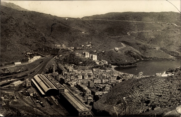 Postcard Portbou Port Bou Katalonien, Panoramic view, Bahnhof