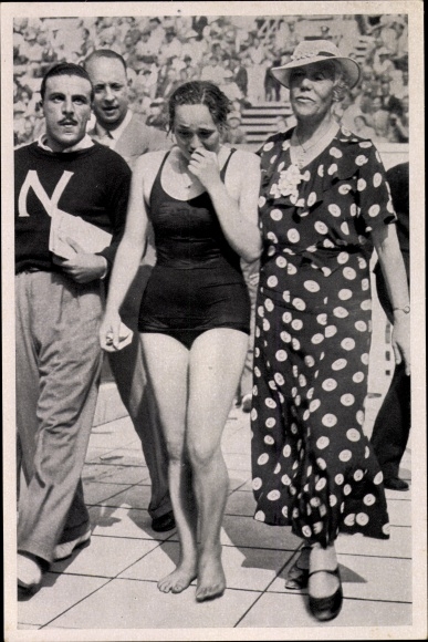 Collection picture Olympia 1936, swimmer Ria Mastenbroek