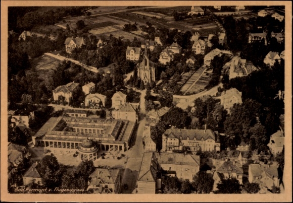 Postcard Bad Pyrmont, aerial photograph of the town