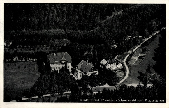 Ak Rötenbach Alpirsbach im Schwarzwald, Luftaufnahme, Heilstätte, Natur, Schwarzwald