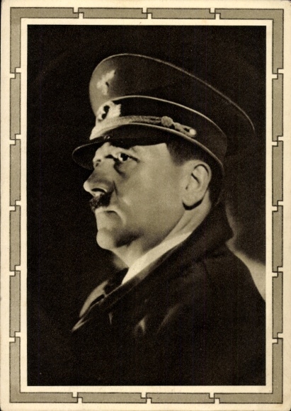 Postwaardestuk Ak Führer en Rijkskanselier Adolf Hitler, portret