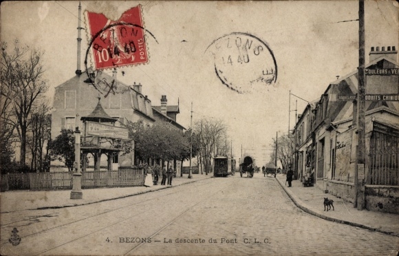 Postcard Le Val d'Oise de Bezon, The Descent of the Bridge