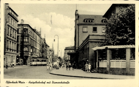 Postcard Offenbach am Main Hessen, main station with Bismarckstraße