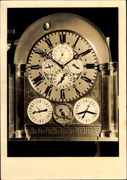 Postcard The Art Clock by Hermann Goertz