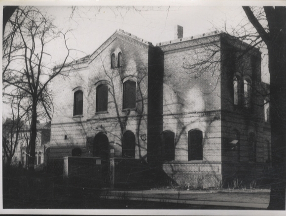 Original Fotos Berlin Wilmersdorf, Stadthaus, um 1945/46, ca. 12 x 17 cm