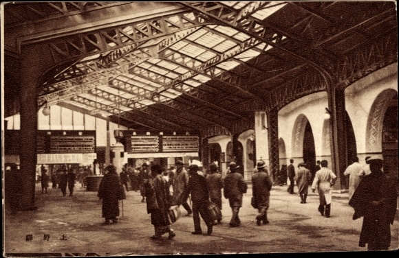 Postcard Tokyo Tokyo Japan, train station