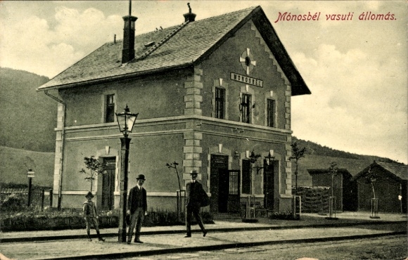 Postcard Mónosbél Heves Hungary, main station, street view