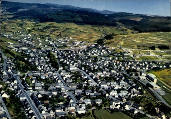 Postcard Eibelshausen Eschenburg in Hesse, aerial view of landscape, houses, streets