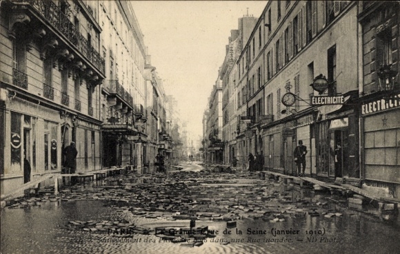 KP Paryż, La Grande Crue de la Seine, Janvier 1910, Rue Inondée
