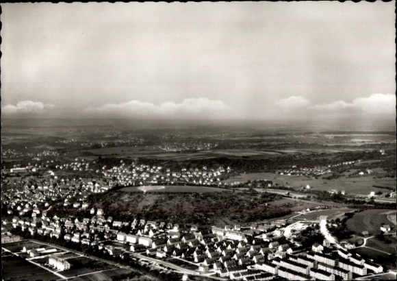 Ak Nürtingen am Neckar Württemberg, Luftaufnahme von Nürtingen, Stadtansicht, Landschaft, Wolken