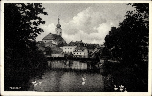 Ak Pressath in der bayerischen Ostmark, Partie an der Haidenaab, Blick zur Kirche, Brücke