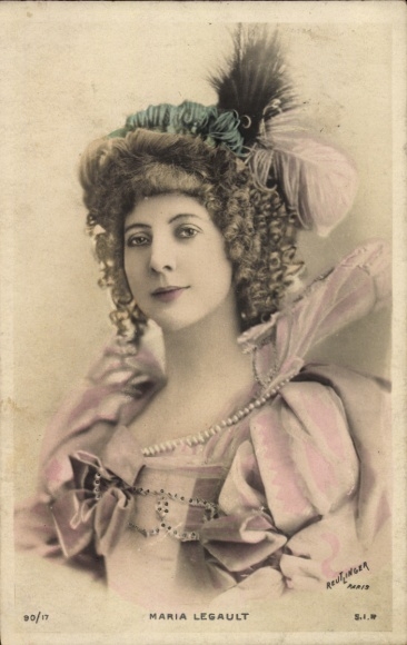Postcard Variety Artist Maria Legault, portrait