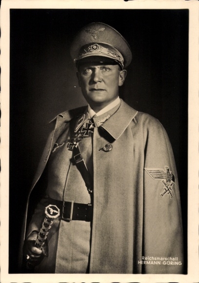 Karta obrazkowa Hermann Göring, marszałek Rzeszy, naczelny dowódca Luftwaffe, portret stojący