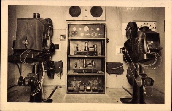 CPA Malonne Namur Wallonie, Institut St-Berthuin, Cabine du Cinéma