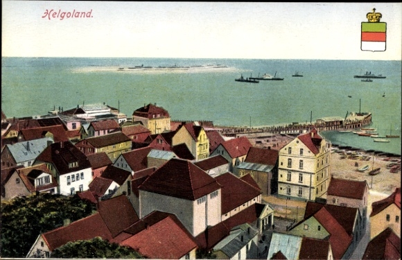 Ak Nordseeinsel Helgoland, Luftaufnahme von  Hafen, Schiffe, Häuser
