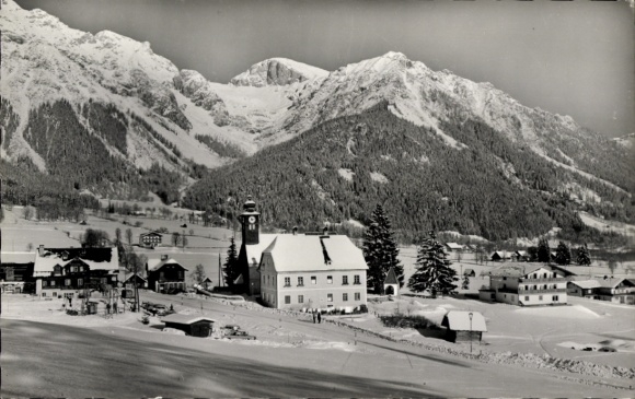 Ak Ramsau am Dachstein Steiermark, Schneebedeckte Berge, Wintersportplatz, Kirche, Häuser