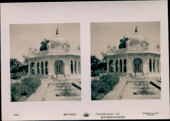 Stereo photo Varanasi Benares India, Mausoleum of Bhaskaranand